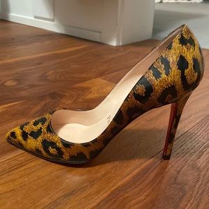 Leopard Christian Louboutin’s